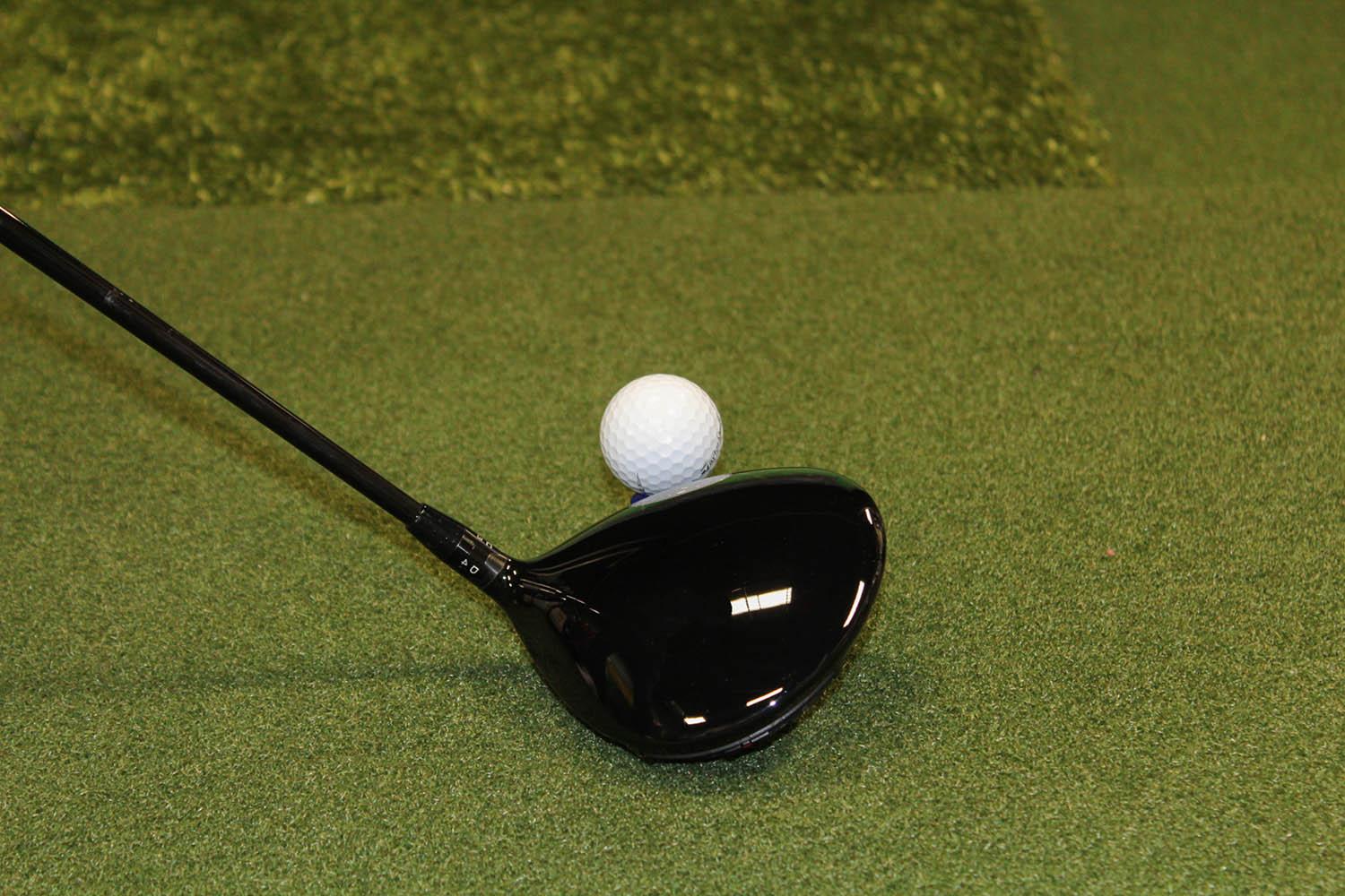 Midwest Golf Innovations club swing and ball tracking software simulator technology.